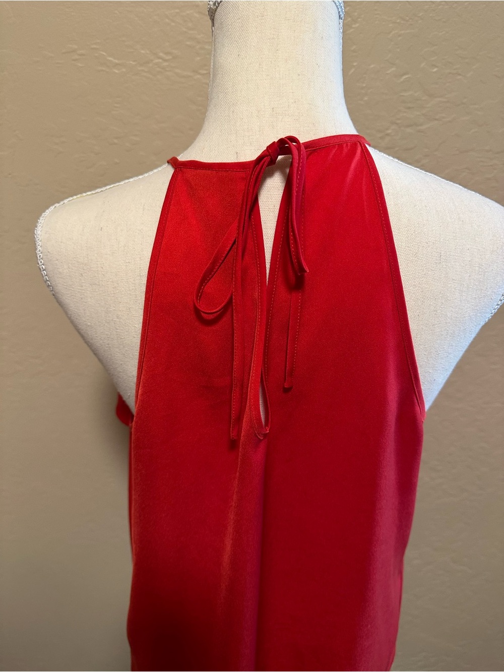 Guess Red Ruffle Halter Top - Picture 4 of 6